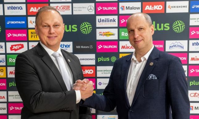 Dominik Kwapisiewicz, trener Ślepska Malow Suwałki przedłużył umowę z klubem