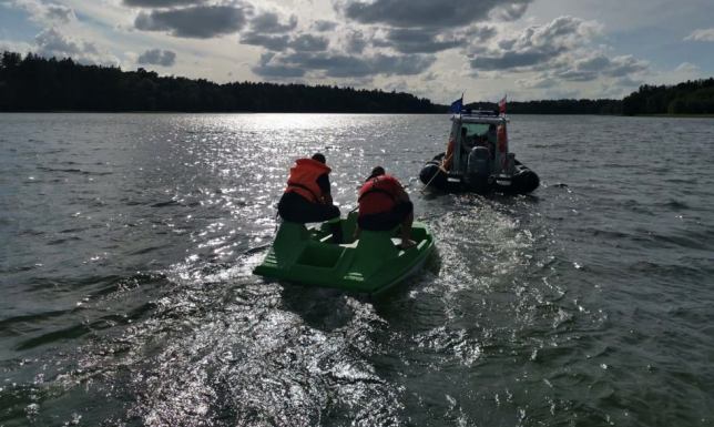 Suwalscy wodniacy pomogli turystkom z Warszawy