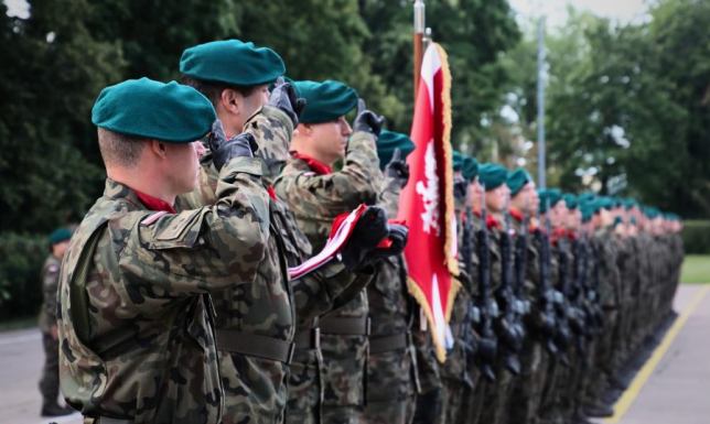 W 14 Pułku Przeciwpancernym odbył się w środę (13.08) uroczysty apel