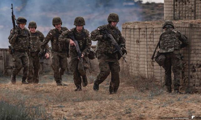 Ministerstwo Obrony Narodowej uruchamia pilotażowy program stypendiów