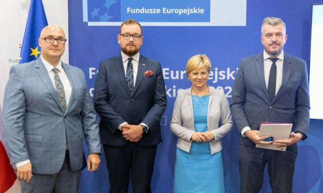  staże, prace interwencyjne, szkolenia, dotacje na start i nowe miejsca pracy