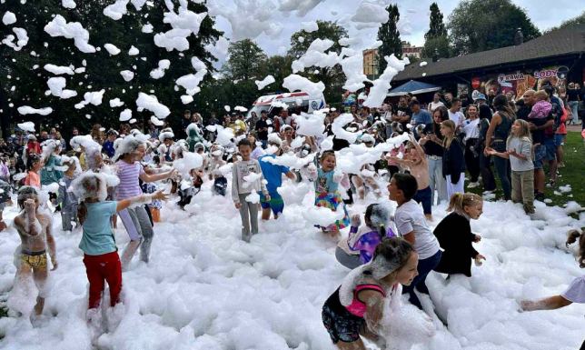 Piana Party, Bieg po Lody, 100-metrowa ślizgawka