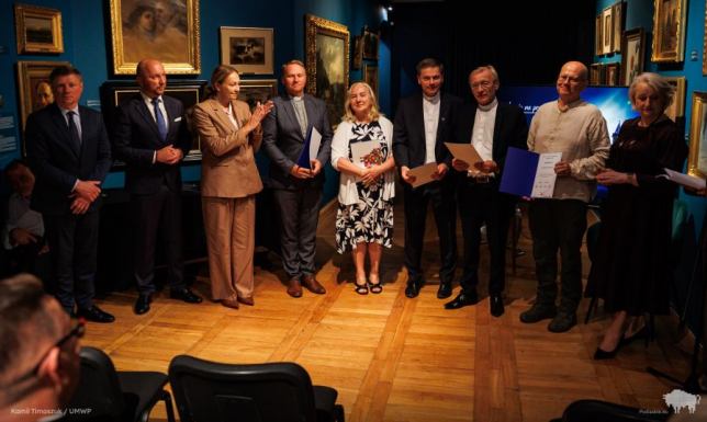 Renowacja świątyń, klasztorów, zabytkowych budynków