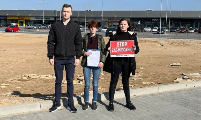 Młodzież interweniuje ws. stanu środowiska na terenie Multishopu prośba o zbadanie stanu środowiska na terenie MultiShopu w Suwałkach