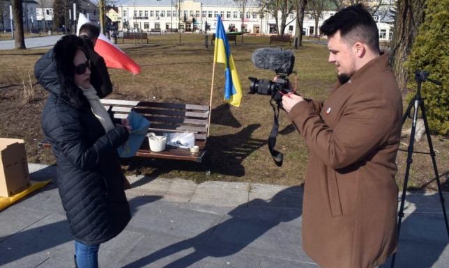 suwalczanie wyrazili swoją solidarność z Narodem Ukraińskim poprzez film