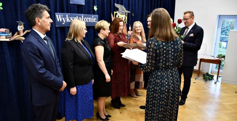 Uroczysta gala z okazji Dnia Edukacji Narodowej w SP9