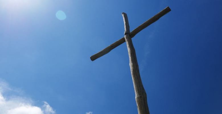 dzień Wielkiego Tygodnia upamiętniający śmierć Jezusa Chrystusa na krzyżu