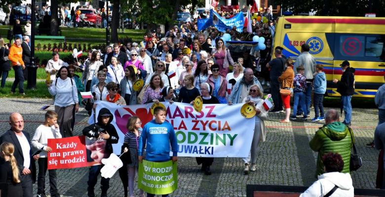 „Czas obronić małżeństwo! Czas ochronić Życie!”.