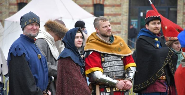 Pokazy rycerskie, turnieje, warsztaty dla dzieci