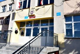 Jak zwiększyć bezpieczeństwo w suwalskich szkołach? Radny składa interpelację