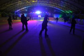 Mikołajkowe Ice Disco Lodowisko