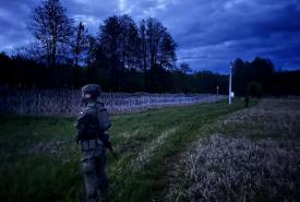 doszło do incydentu na granicy z udziałem pięciu migrantów