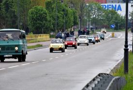 parada zabytkowych samochodów i motocykli,