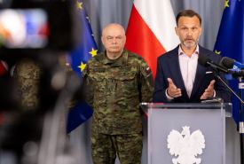 kontrole jak najmniej uciążliwe dla tych wszystkich, którzy podróżują legalnie
