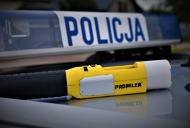 Pijany 24-latek na hulajnodze elektrycznej Suwalscy policjanci ruchu drogowego zatrzymali 24-latka