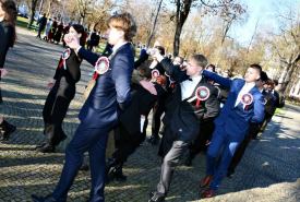 Tańczyli uczniowie Zespołu Szkół Technicznych w Suwałkach oraz zaproszeni goście