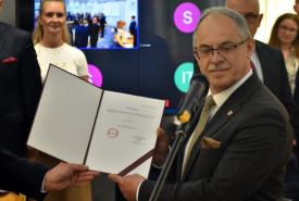 Czesław Renkiewicz w swojej prezentacji nakreślił obraz miasta za 2025 rok