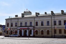 przystosowanie budynków do pełnienia funkcji obiektu zbiorowej ochrony.