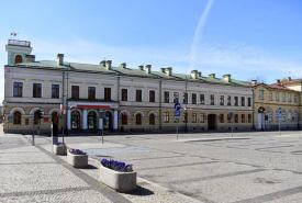 Od 1,6 mln zł do 3,9 mln zł kształtują się oferty w przetargu