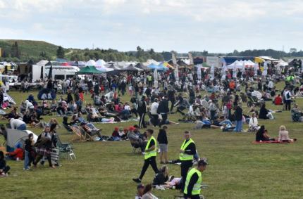 wprowadzenie płatnego wejście na teren imprezy Air Show Odlotowe Suwałki