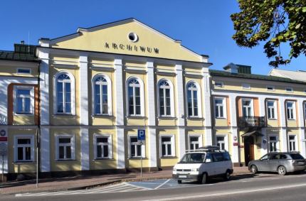 wykłady o geografii regionu, jego historii, odrębności kulturowej