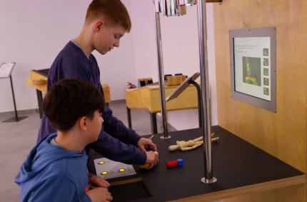 Buduj, eksperymentuj, odkrywaj! Strefa SOWA w Suwałkach zaprasza do wspólnego działania 