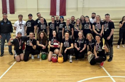 w Salaspils odbyły się Mistrzostwa Łotwy w konkurencji Snatch (rwanie)