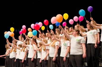 Celem konkursu jest upowszechnianie śpiewu chóralnego w szkołac