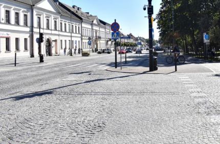 zachowanie szczególnej ostrożności i zastosowanie się do wprowadzonego oznakowania