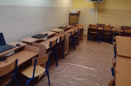 Do Technikum w Zespole Szkół w Dowspudzie trafiło 7 laptopów