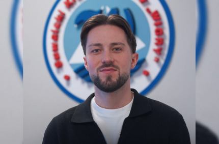 Po blisko czterech latach do suwalskich Wigier powraca Mateusz Mazur.