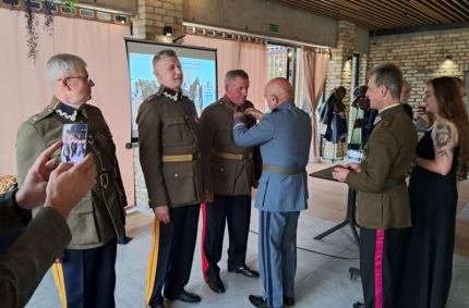 Organizatorzy XXV Jubileuszowego Pikniku Kawaleryjskiego uhonorowani